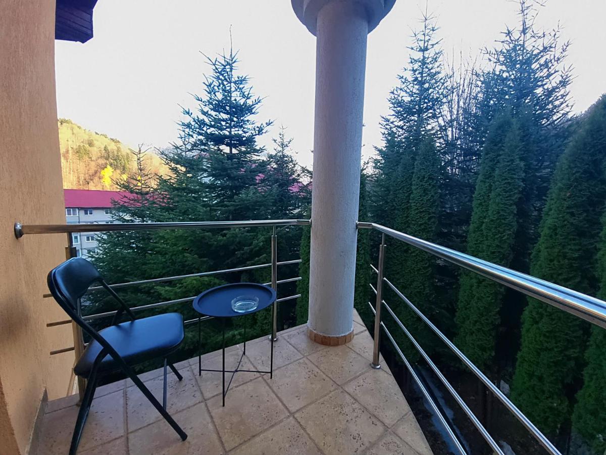 Marble Villa: Luxury Estate - Central But Intimate Синая Экстерьер фото